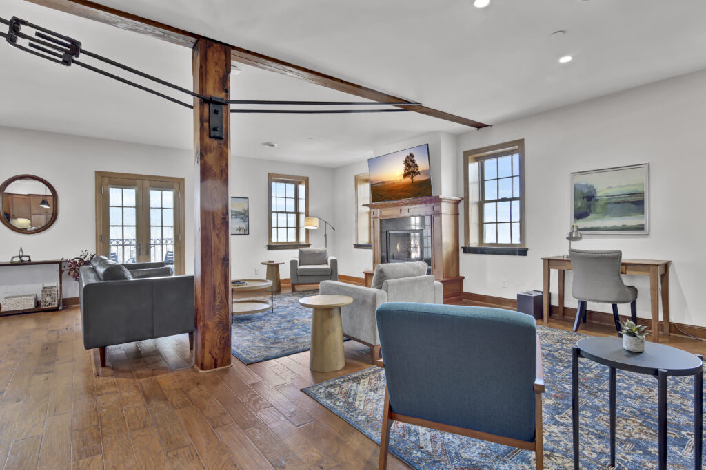The Foundry - an Apartment-Style Suite, St. James Hotel, Red Wing, Minnesota