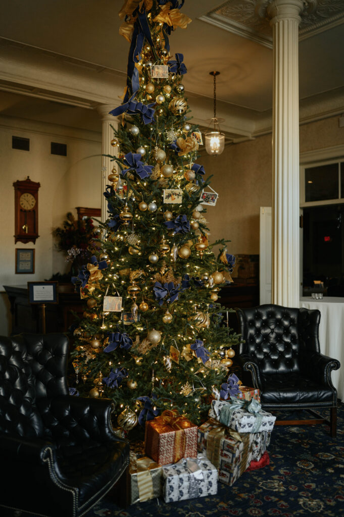 Holiday Tree - Historic Lobby // Photo By: Hayley Bodin Photography