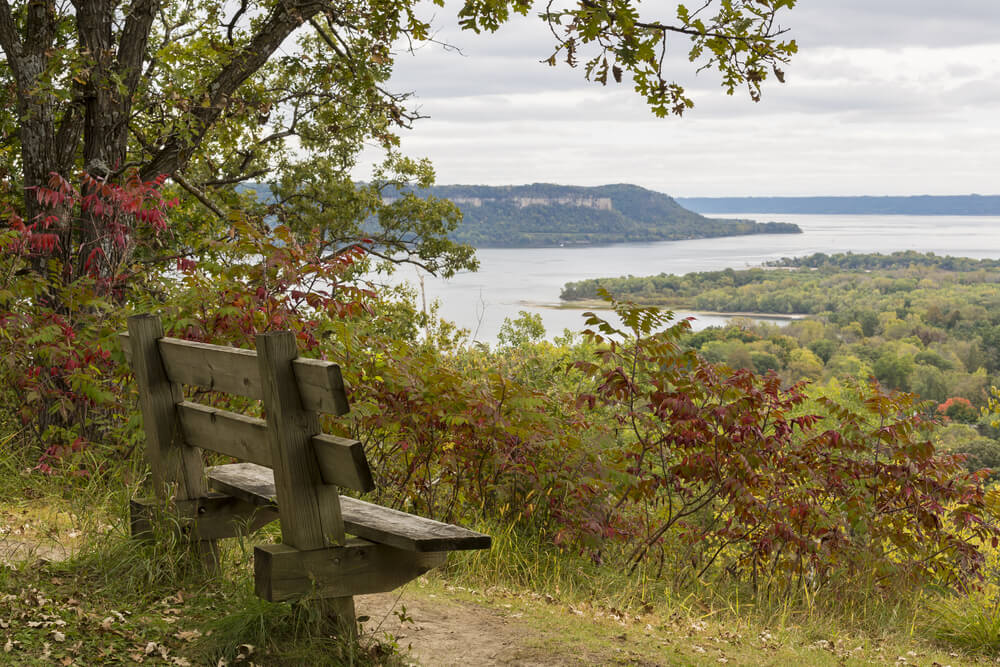 The Best Nearby Hikes With a Mississippi River Overlook