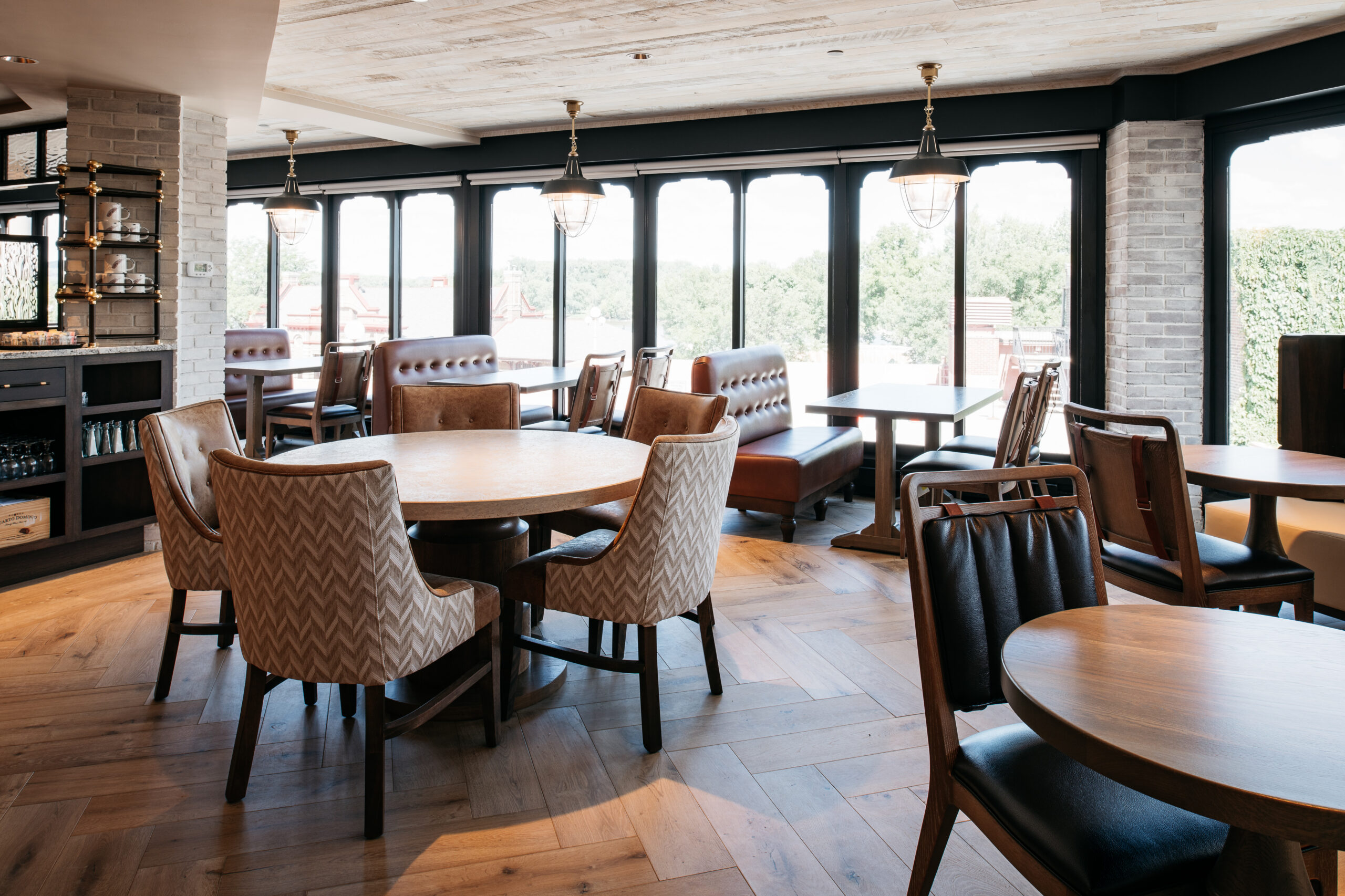 tables, chairs, dinner